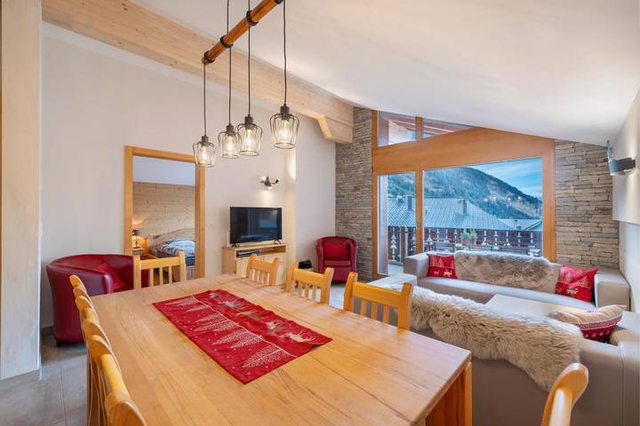 Gîte pour 8 personnes, avec vue et balcon dans Thermes Du Grand Hotel Regina - 2