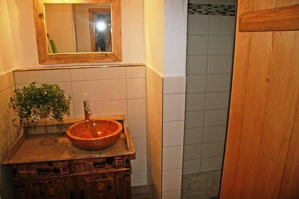 Entire apartment, Apartamento \"Kieferbach\" hasta máx. 4 personas aproximadamente 60 metros cuadrados in Kiefersfelden, Bavarian Alps