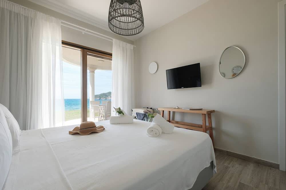 Ganze Wohnung, Armikes Beachfront Suite 2 Afionas Korfu in Agios Georgios, Korfu