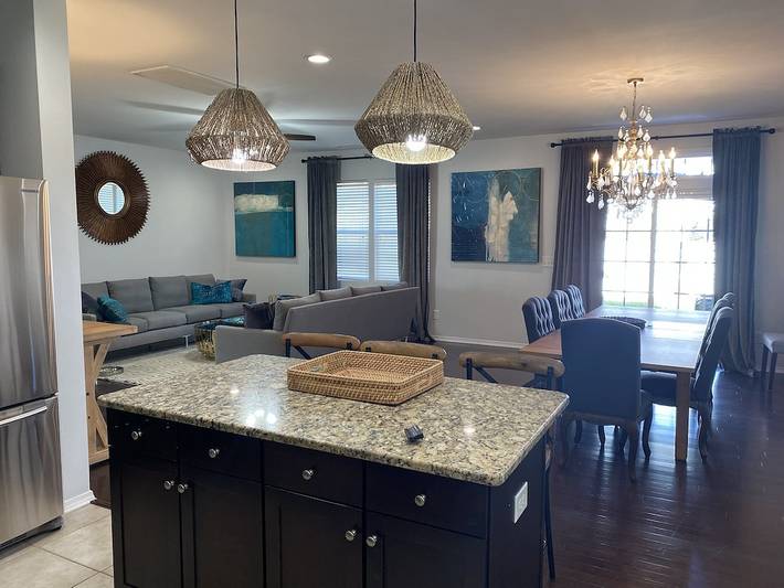 Vacation rental for 12 people, with terrace and pool, with pets in Wake County