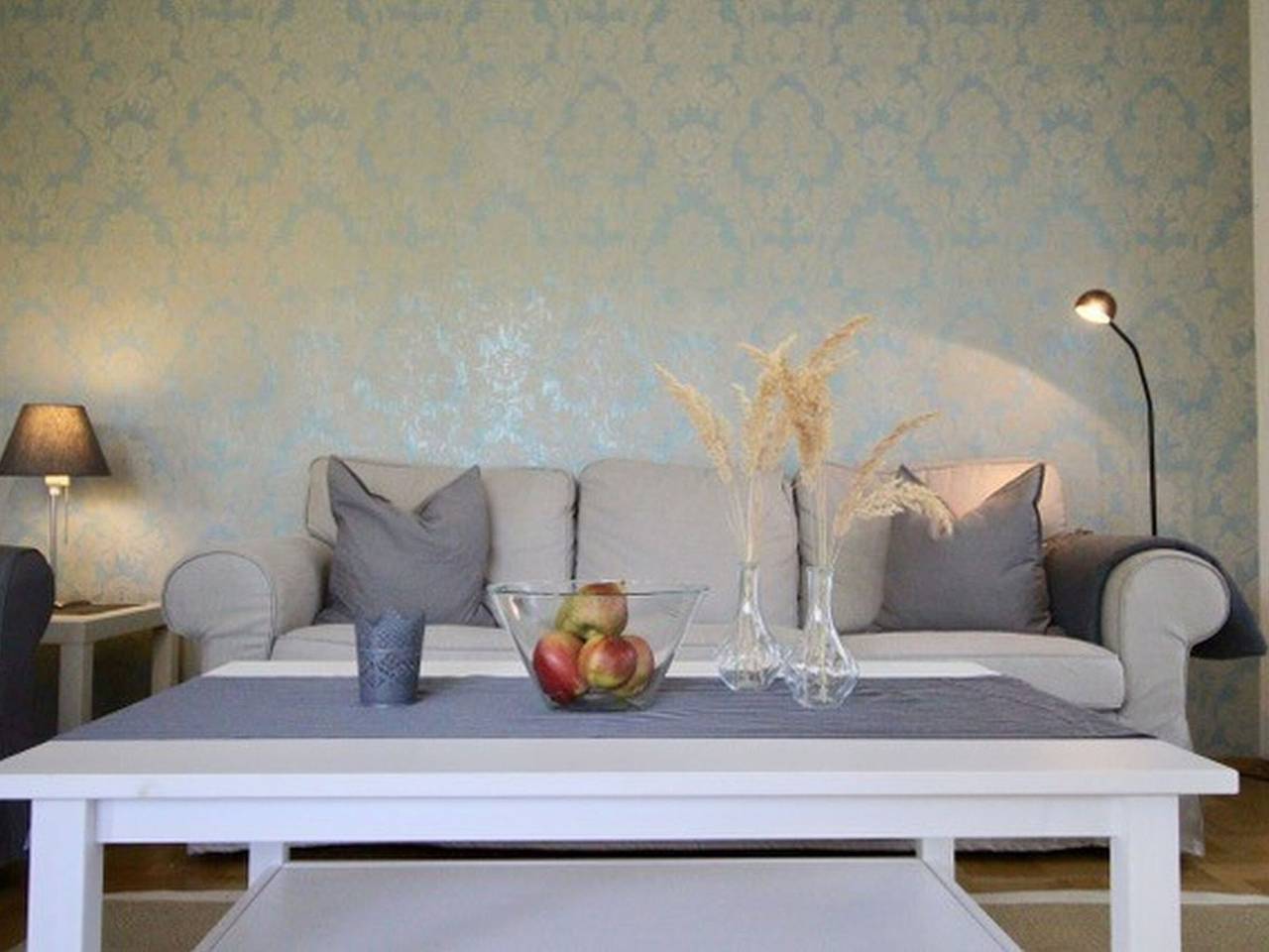 Apartamento entero, Apartamento 'Am See' con terraza privada, jardín compartido y Wi-Fi in Bodman-Ludwigshafen, Obersee (Bodensee)