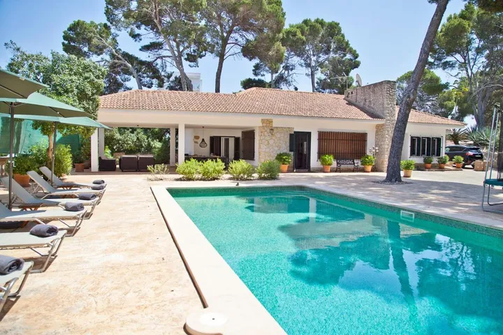 Chalet para 8 personas, con vistas además de piscina y jardín, Familias con niños - 1