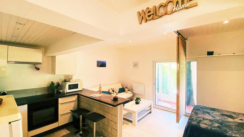 Ferienwohnung für 3 Personen, mit Terrasse und Garten sowie Ausblick