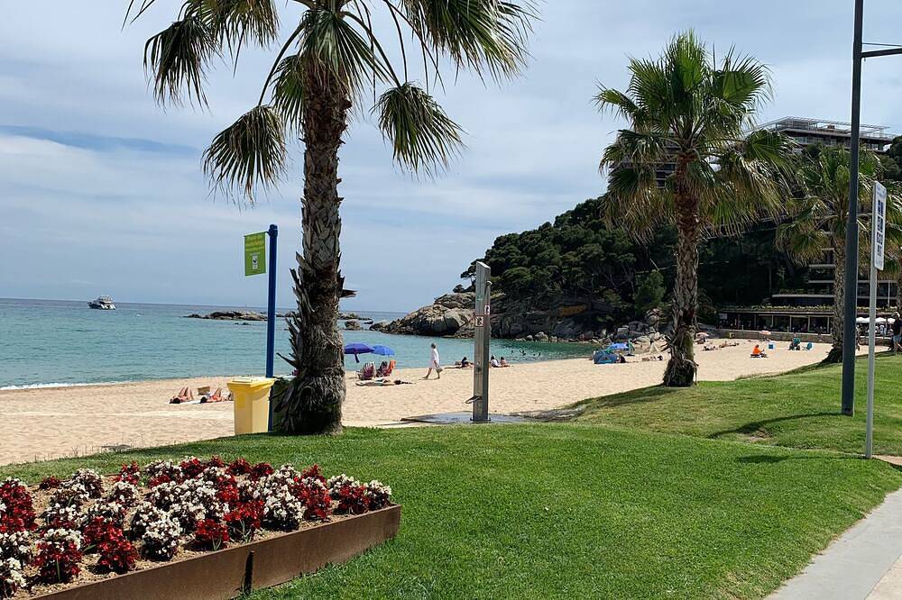 Apartamento entero, Apartamento en Torre Valentina a 2 min de la playa. in Torre Valentina, Calonge