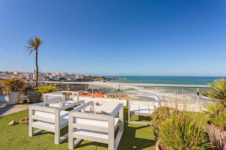 Gîte pour 6 personnes, avec jacuzzi, adapté aux familles dans Plage du Miramar - 4