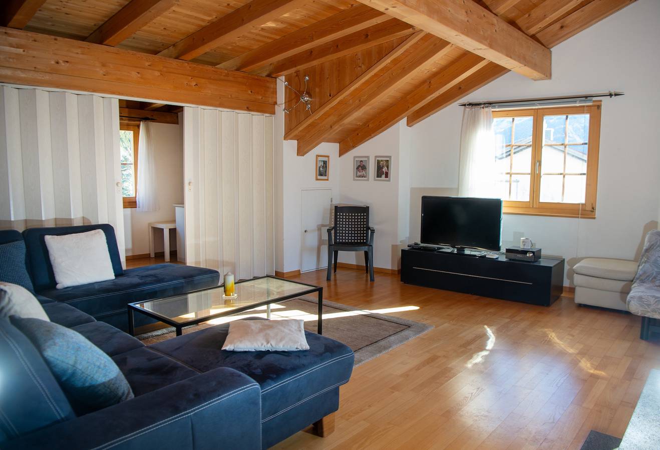 Ganze Wohnung, Gemütliches Alpen-Loft mit Kamin in Lantsch/Lenz, Plessur Alpen