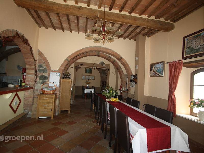 Villa Montecastelli Pisano in Castelnuovo di Val di Cecina, Riserva Naturale di Monterufoli