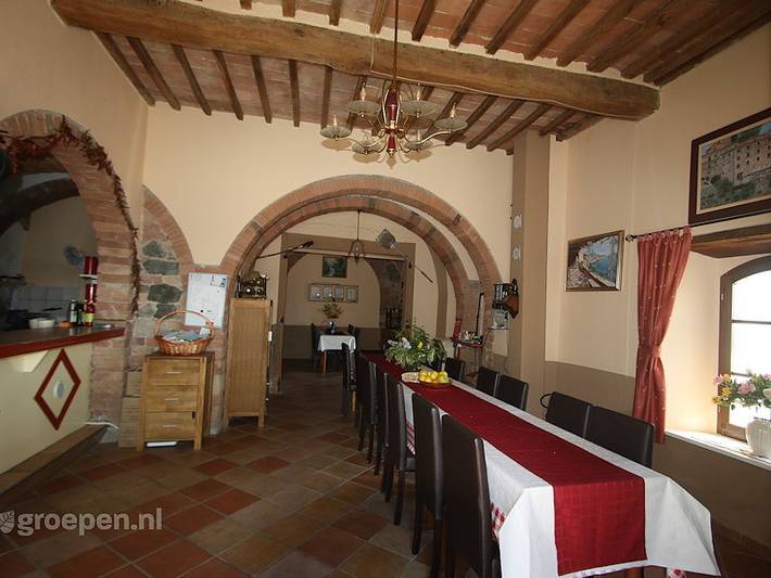 Casa vacanza per 31 persone con balcone/terrazza in Castelnuovo di Val di Cecina, Riserva Naturale di Monterufoli