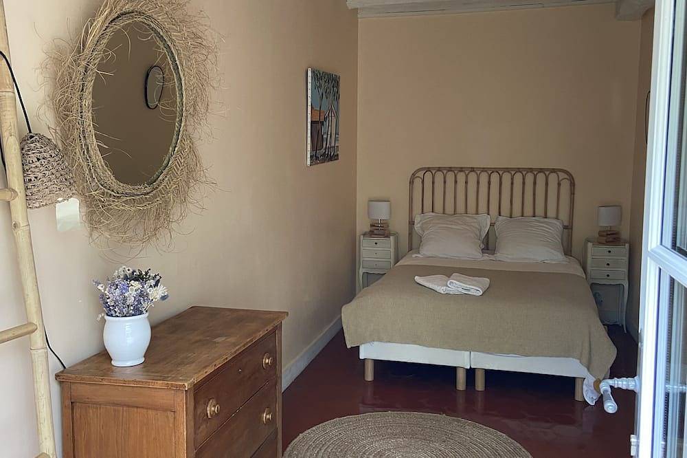 Charming 17th century house on 1 ha of land 4 minutes from Bergerac in Bergerac, Périgord Pourpre