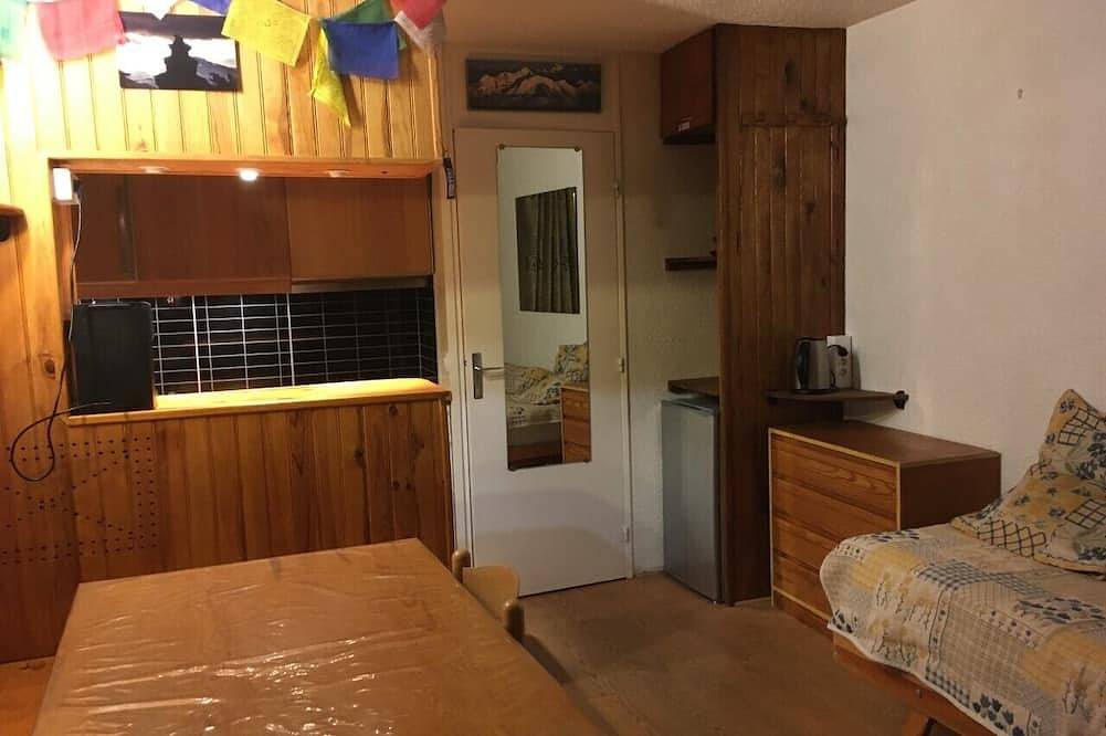 Apartamento entero, Apartment - Val Thorens - 6 people-at the foot of the slopes, in the center of town in Val Thorens, Les Trois Vallées