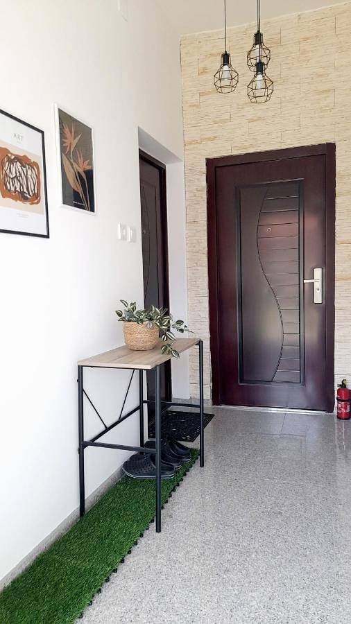 Ferienwohnung für 2 Personen, mit Terrasse und Ausblick