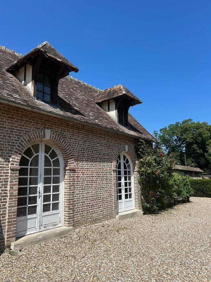 Location de vacances pour 5 personnes, avec vue et jardin, adapté aux familles dans Ailly