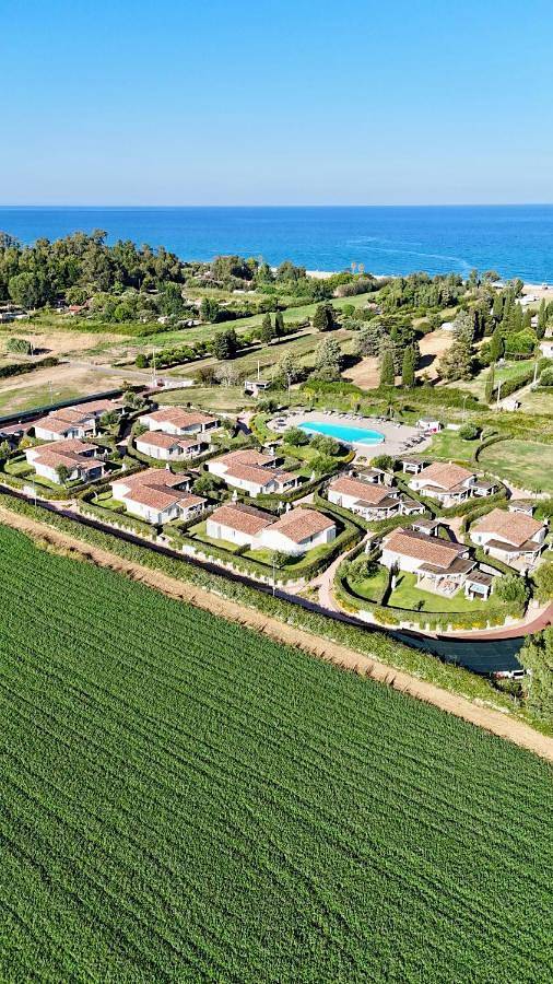 Appart’hôtel pour 8 personnes, avec jardin et piscine