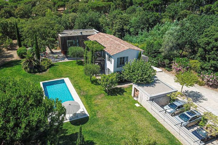 Villa pour 12 personnes, avec Balcon et Jardin dans Gigaro