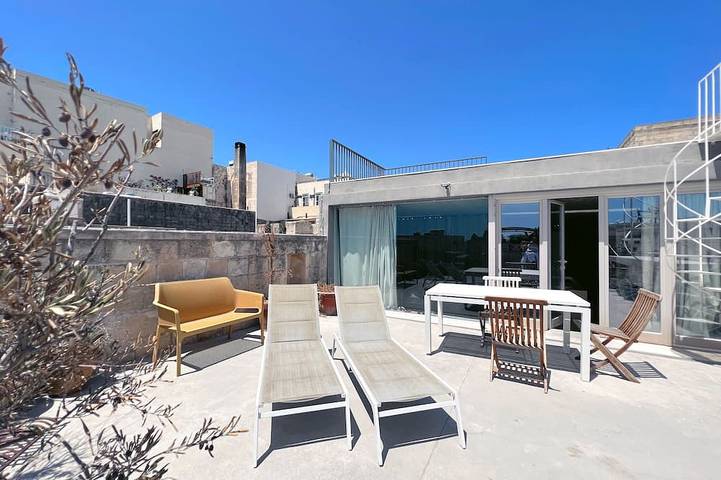 Holiday rental for 4 people in Valletta