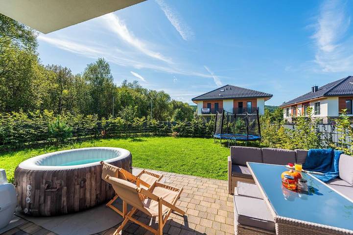Apartament wakacyjny dla 10 osób, z jacuzzi i ogród oraz balkon - 1