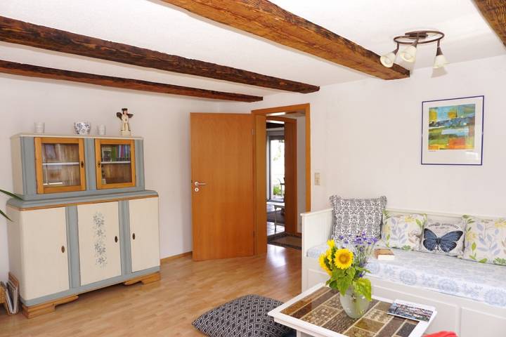 Entire apartment, Holiday Apartment 'Alte Schmiede' with Covered Patio, Garden and Wi-Fi in Reichenbach (Baden Wuerttemberg), Lahr