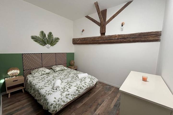 Vacation Rental with Private Spa & Heated Pool Near Carcassonne in Trèbes, Carcassonne und Umgebung