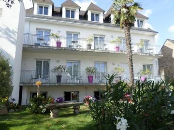 Hôtel pour 3 personnes, avec jardin à Camoël