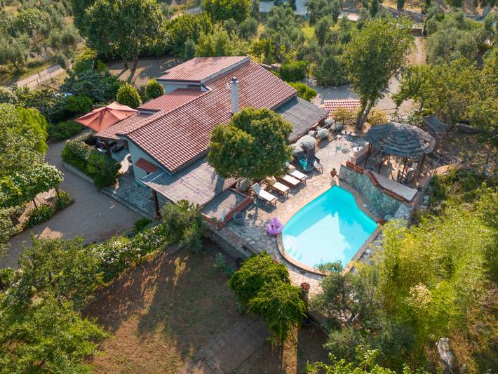 Ferienhaus für 8 Personen, mit Terrasse und Garten sowie Ausblick, mit Haustier - 1