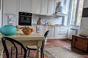 Ferienwohnung für 6 Personen, mit Balkon und Whirlpool, mit Haustier in La Spezia