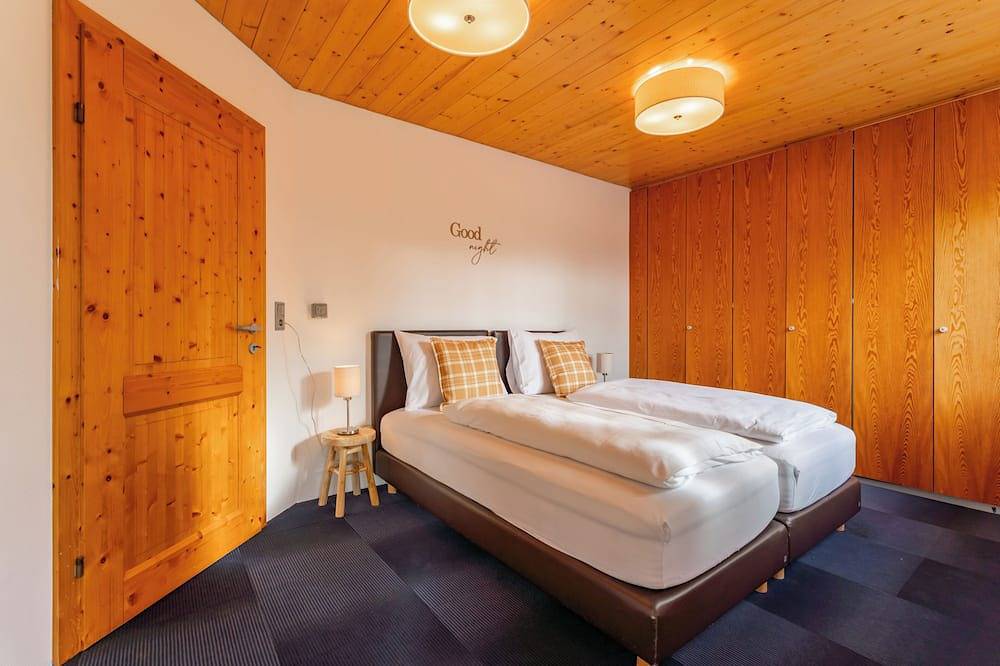 Vrijstaand chalet met sauna, tuin en buitenhaard in Taxenbach, Ski Amadé