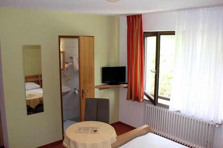 Ferienwohnung für 2 Personen, mit Garten in Obertrubach - 2
