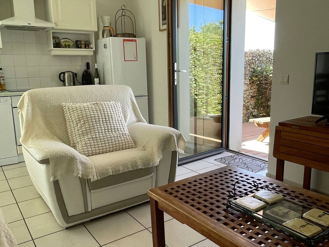Gîte confortable au cœur des vignes avec terrasse, vélos, Wifi et équipements bébé à 17 km de Nantes in Château-Thébaud, Région de Nantes
