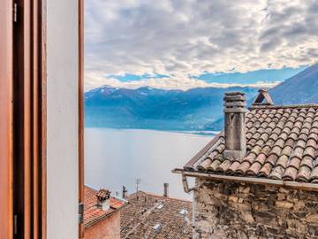 Ferienhaus für 6 Personen, mit Seeblick und Terrasse, mit Haustier in Italien