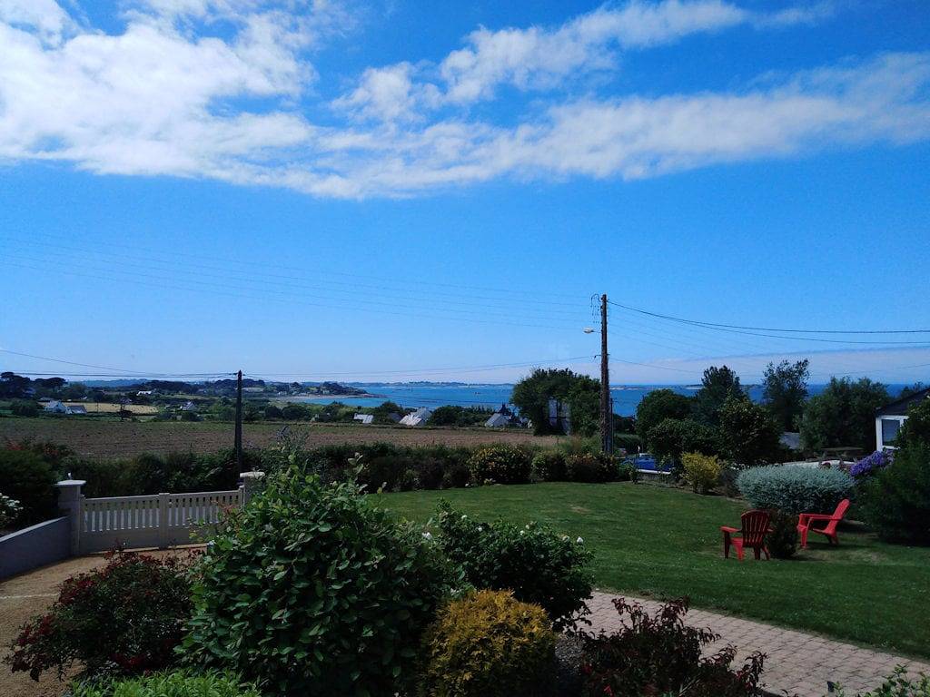 Belle néo bretonne avec sa vue mer, à 500 m du Gr 34 - Chambre 2 in Pleubian, Côte de Granit Rose