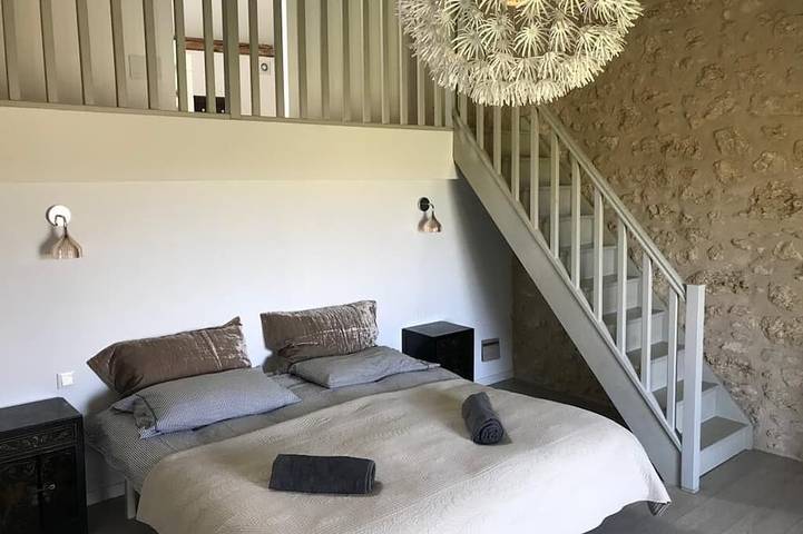 Großes, geschmackvoll modernisiertes Haus, 8000 m² Land mit herrlichem Ausblick in Capestang, Mittelmeerküste (Frankreich)