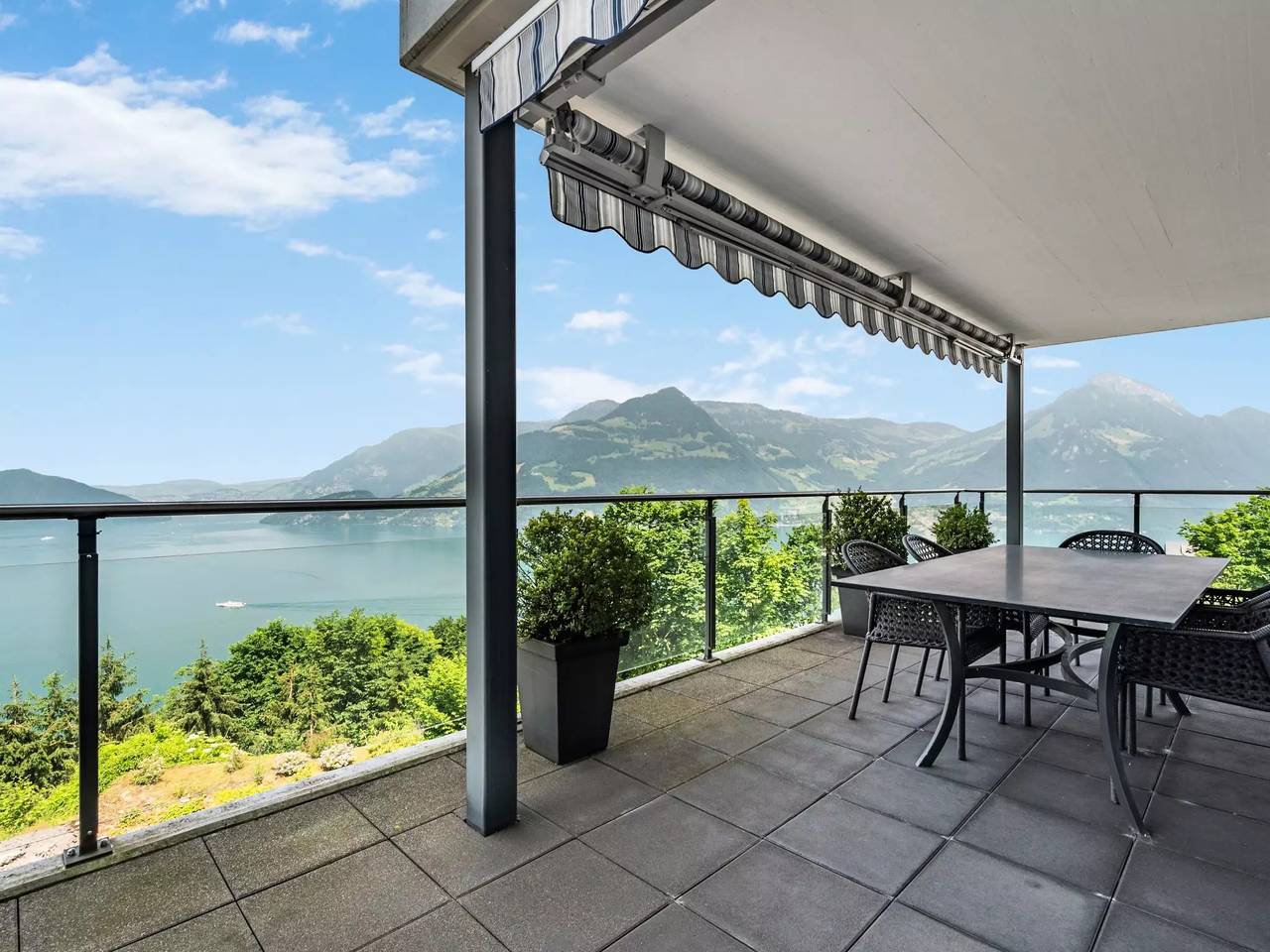 Ganze Wohnung, 4 Zimmer 2 Personen in Emmetten, Vierwaldstättersee