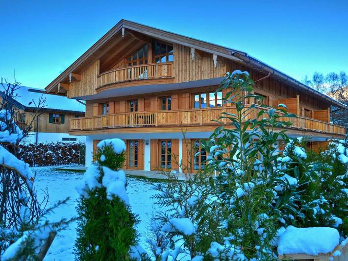 Ferienwohnung für 2 Personen, mit Balkon und Terrasse sowie Garten in Rottach-Egern