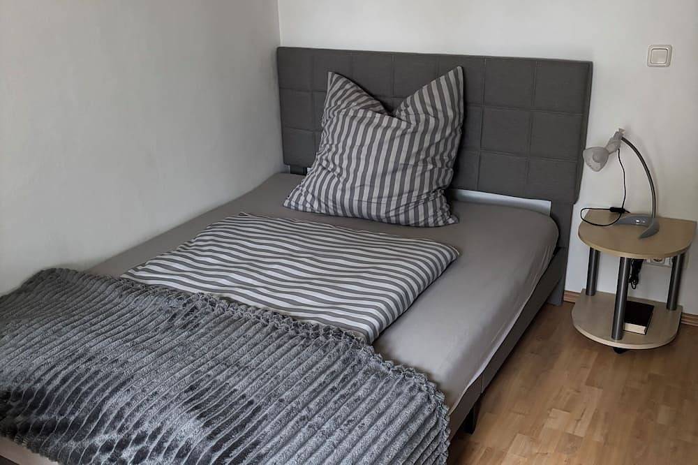 Cozy house in the middle of the garden in Heusenstamm, Landkreis Offenbach