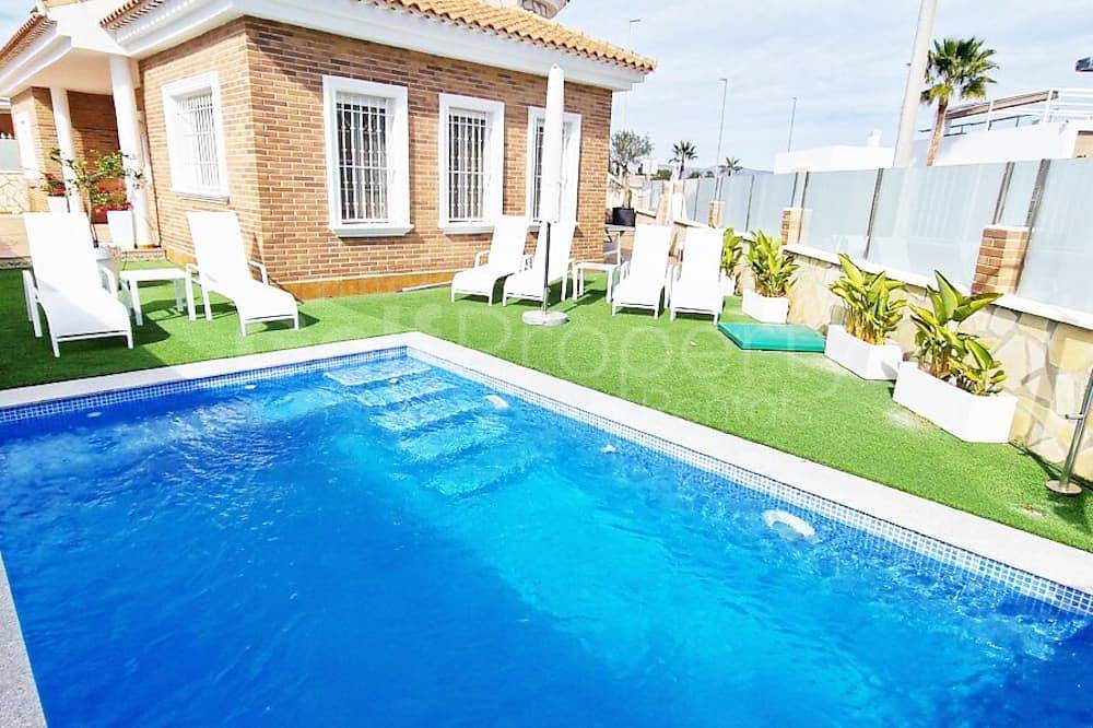Villa for 6 People in Golf Resorts Murcia, Murcia
