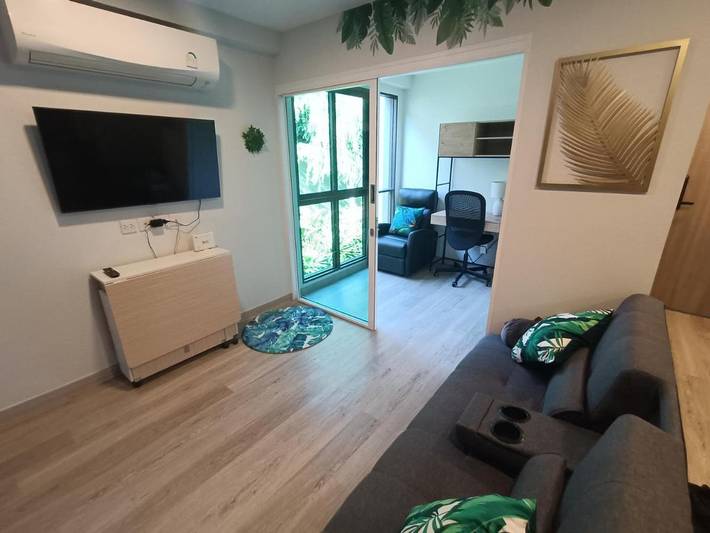 Apartamento de vacaciones para 3 personas, con piscina y jacuzzi además de piscina para niños y jardín - 1