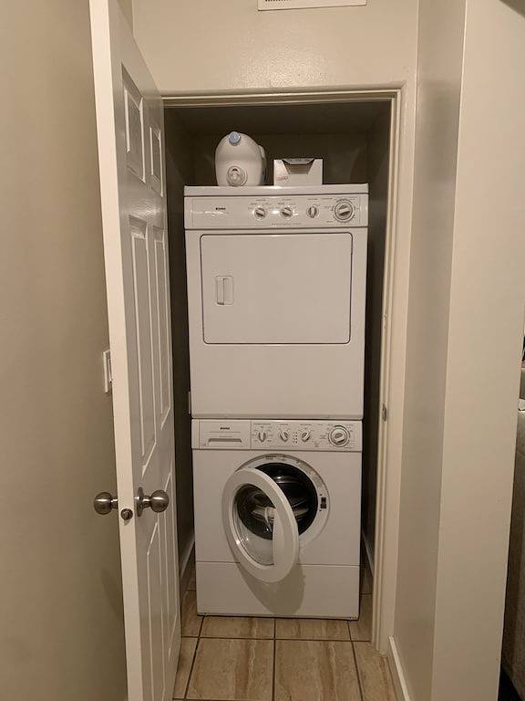 Ganze Wohnung, Relaxing Red Deer Suite - Private & Comfortable in Red Deer