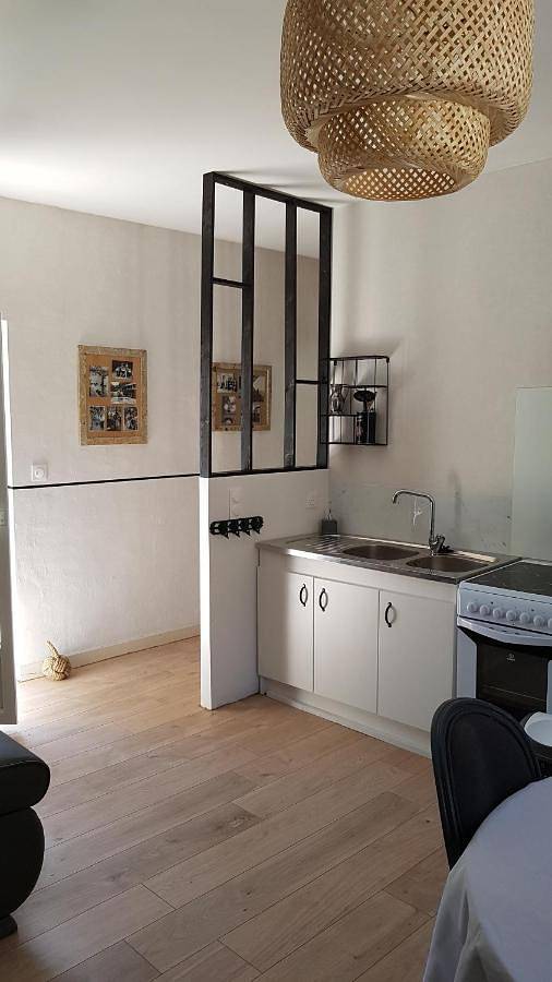 Gîte pour 4 personnes, avec balcon ainsi que vue et jardin à Aubin - 4