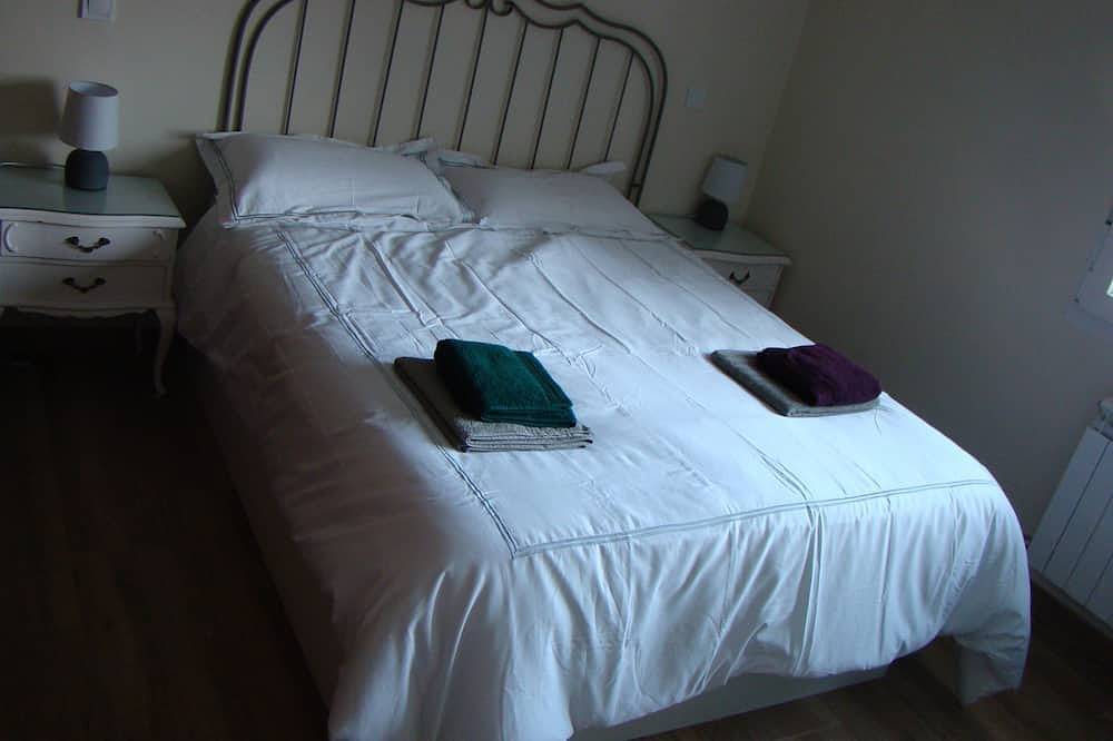 Chalet con piscina y Bbq para 10 personas in El Tiemblo, Provincia de Ávila