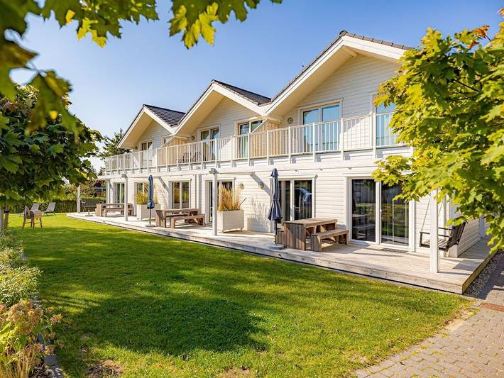 Ferienhaus für 4 Personen, mit Balkon und Terrasse sowie Garten in Oldenburg in Holstein