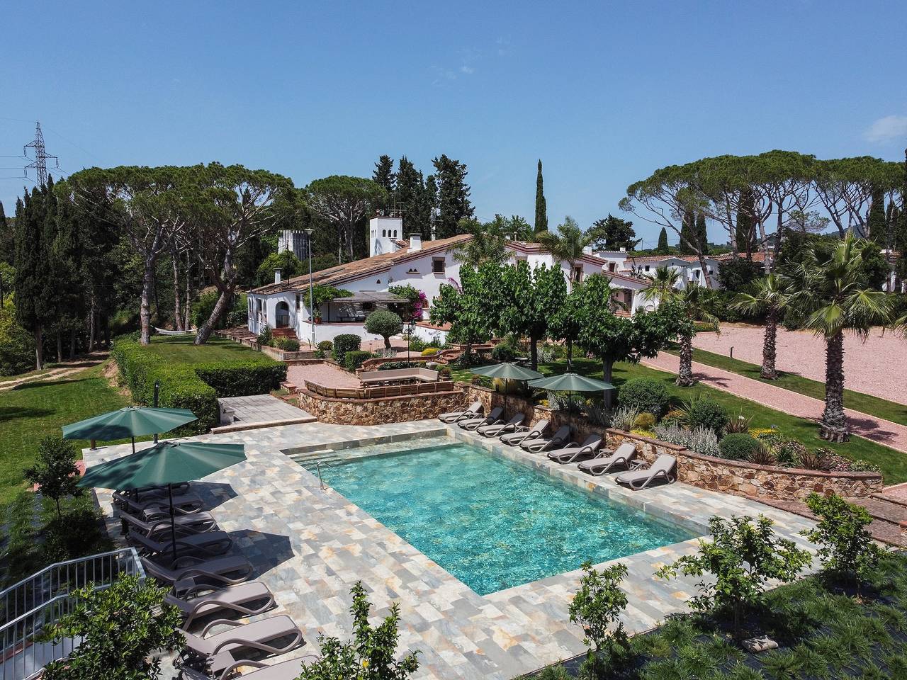 Villa 'Encanto Y Mirador' con vistas a la montaña, Wi-Fi y aire acondicionado in Tordera, Costa del Maresme