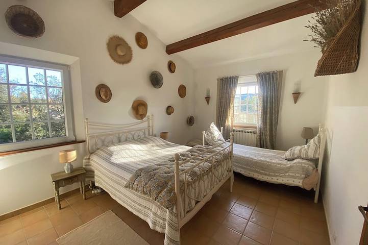 Gîte pour 12 personnes, avec jardin à Montfort-sur-Argens - 3