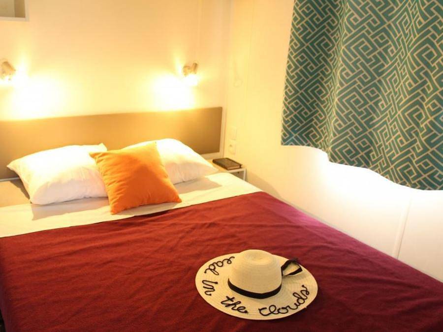 Camping Les Rives de l'Adour - Camping Paradis  - Mobile home 4 persons - Classic mobile home 2bed 4p in Saint-Sever, Landes