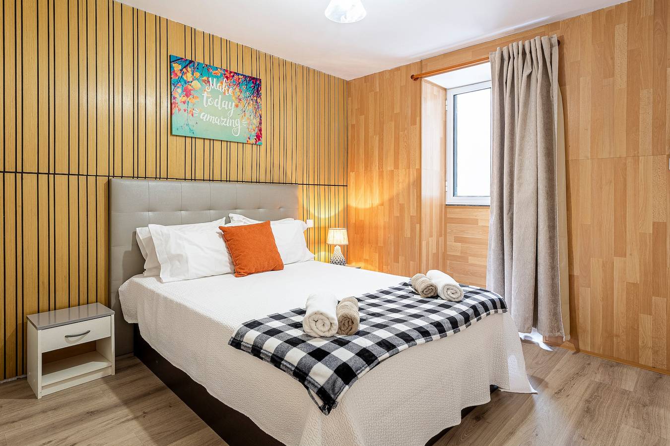 Appartamento intero, Appartamento 'Holiday Home Funchal Center T2' con terrazza privata, Wi-Fi e aria condizionata in Funchal (Sé), Madeira