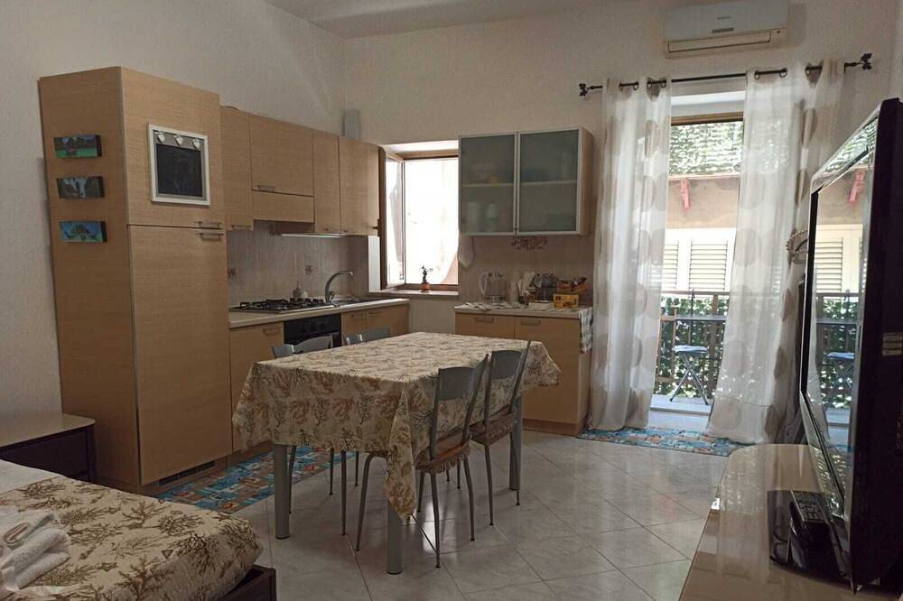 Apartamento entero, From Sepideh in Porto Salvo (Latina), Provincia de Latina