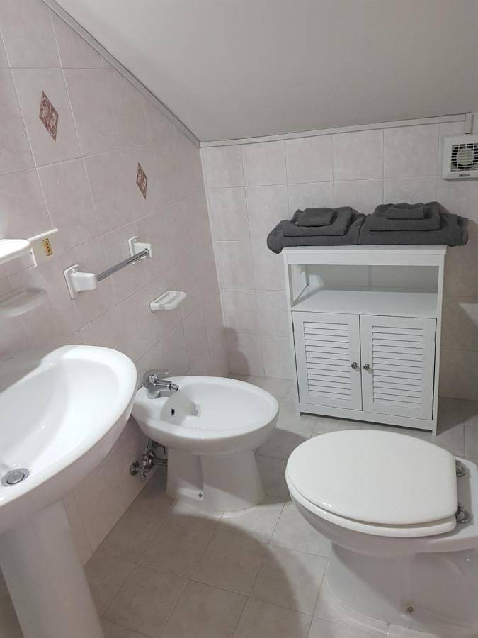 Gîte pour 4 personnes, avec Terrasse à Valguarnera Caropepe - 4