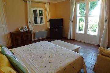 Maison De Vacances pour 8 Personnes dans Saint-Jeannet, Région de Cannes, Photo 4