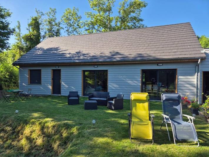 Location de vacances pour 6 personnes, avec jardin à Ceyssat - 4