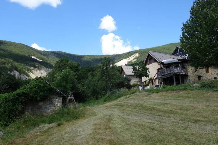 Chambre d’hôte pour 3 personnes, avec jardin et vue dans le Parc national du Mercantour - 4