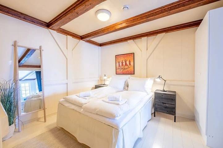 Ganze Wohnung, Hellandsøy apartment, Henningsvær in Henningsvær, Vågan